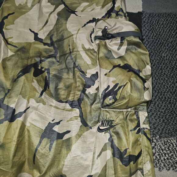 Nike Tech Pack Repel Tech Lined Woven Cargo Pants Camo XL - Picture 2 of 7